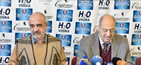 Press conference by Armenia's Writers Union chairman Edward Militonyan and  Puppet Theater director Ruben Babayan