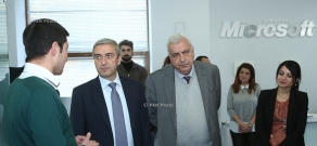 RA Minister of Transport, Communication and Information Technologies Vahan Martirosyan and Regional Head of Microsoft for CIS countries Konstantin Nazarov visited Microsoft Innovation Center Armenia