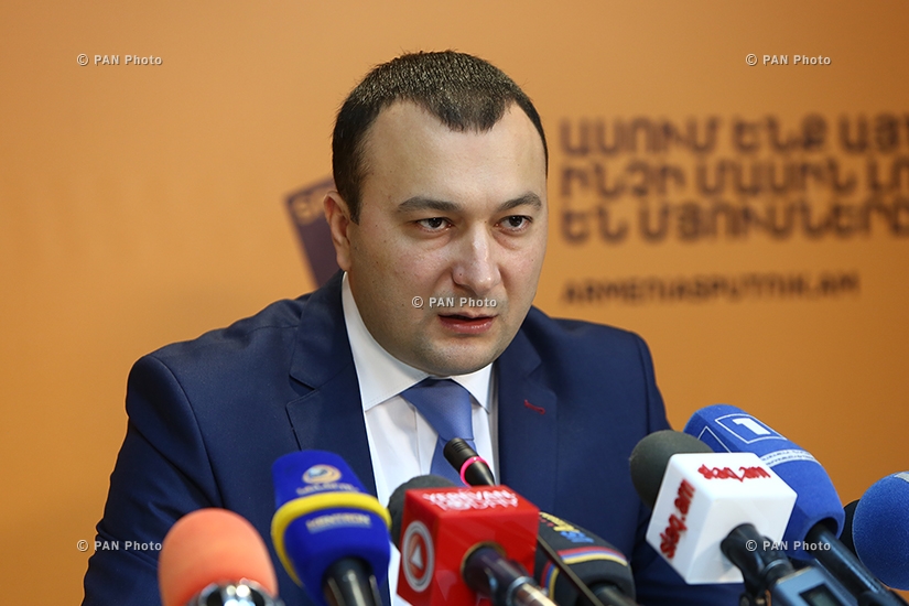 Press conference by secretary of Prosperous Armenia (PAP) parliamentary faction Vahe Enfiajyan