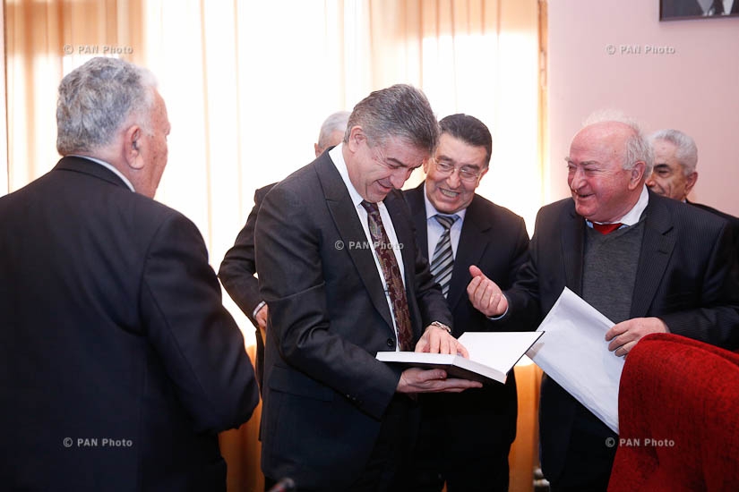Премьер-министр Армении Карен Карапетян посетил Национальную академию наук Армении