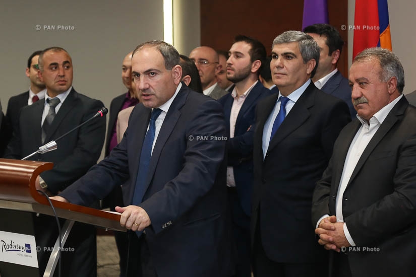 Armenian opposition parties -Bright Armenia, Republic and Civil Contract sign a memorandum of cooperation
