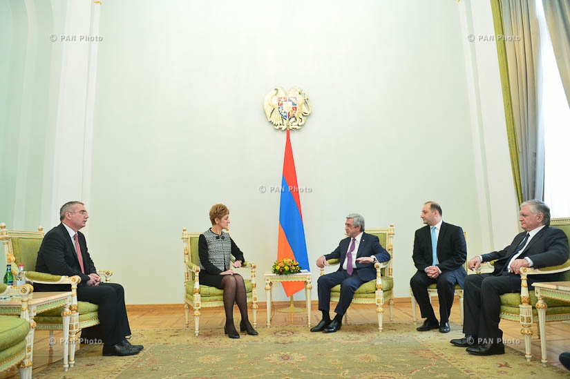 Ambassador of Bulgaria to Armenia Maria Pavlova Tsosorkova-Kaymaktchieva presented his credentials to Armenian president Serzh Sargsyan