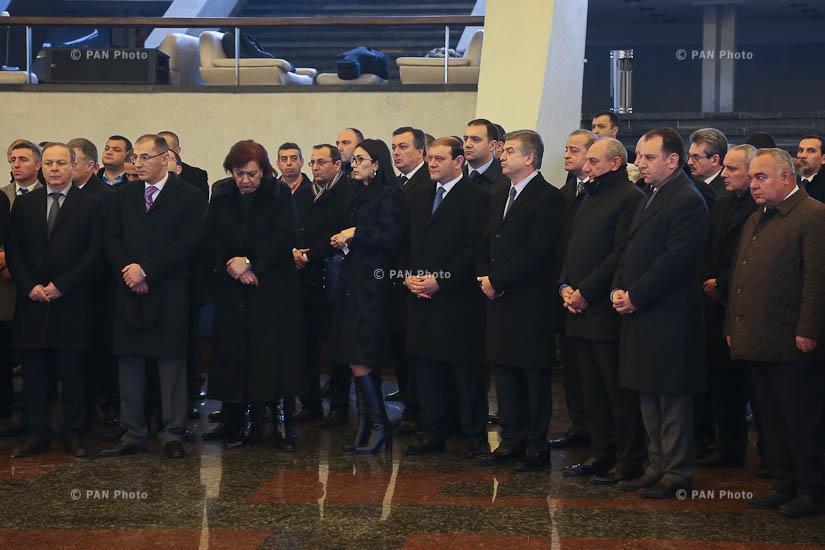 Церемония прощания с министром по чрезвычайным ситуациям Армении Арменом Ерицяном
