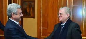 Президент Армении Серж Саргсян принял генерального директора Государственного Эрмитажа Михаила Пиотровского