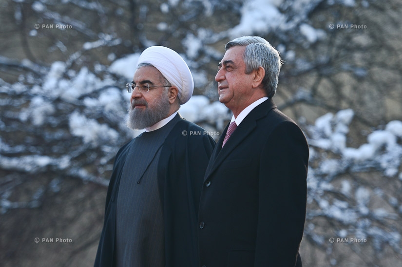 В резиденции Президента РА  состоялась официальная церемония встречи президента Ирана Хасана Рохани