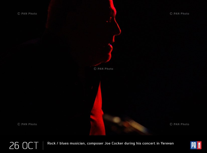 Блюз-рок исполнитель и композитор Джо Кокер во время своего концерта в Ереване