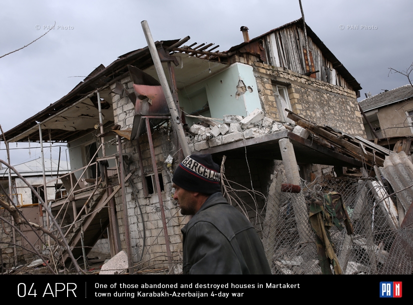 Արցախի լքված ու ավիրված Մարտակերտ քաղաքի տներից մեկը Արցախա-ադրբեջանական քառօրյա պատերազմի ժամանակ