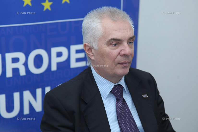 Пресс-конференция руководителя делегации ЕС Петра Свитальского