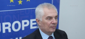 Пресс-конференция руководителя делегации ЕС Петра Свитальского
