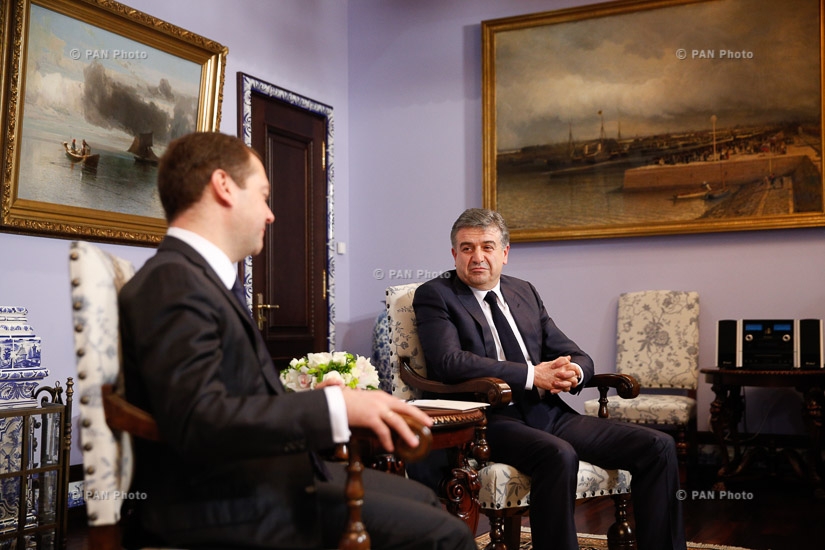 Meeting of Armenian PM Karen Karapetyan with Russian PM Dmitry Medvedev in Moscow