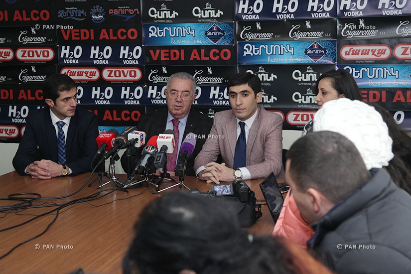 Press conference of RPA deputy Mkrtich Minasyan, 'Armenian Renaissance' party secretary Edgar Arakelyan and 'Free Democrats' Party board member Narek Ayvazyan