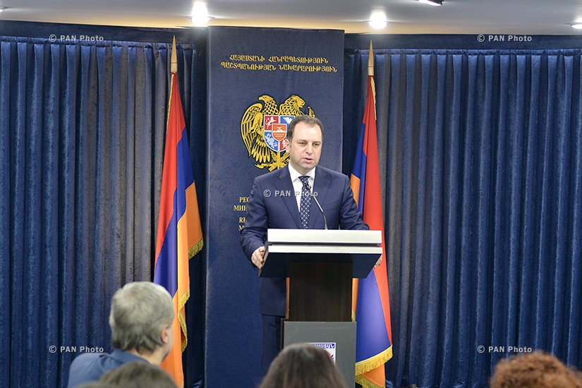 Press conference by Armenian Minister of Defense Vigen Sargsyan 