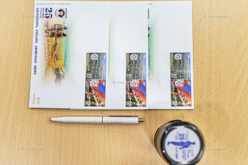 Национальный почтовый оператор Армении Айпост выпустил 2 новые марки, посвященные 25-летию формирования Армянской армии