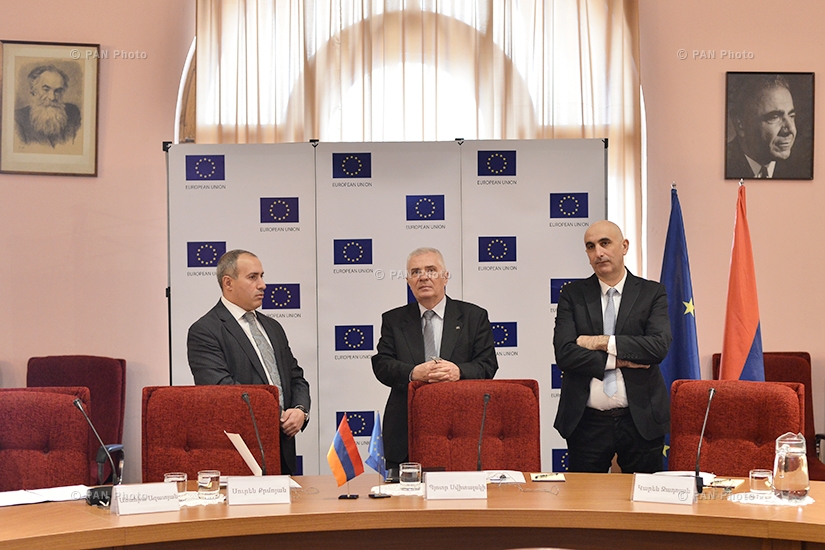 Пресс-конференция, посвященная запуску кампании «Остановим коррупцию» 