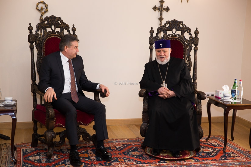 Католикос Всех Армян Гарегин II принял премьер-министра Армении Карена Карапетяна