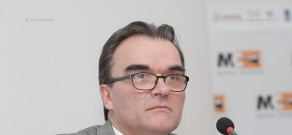 Пресс-конференция посла Швейцарии в Армении Лукаса Гасера 