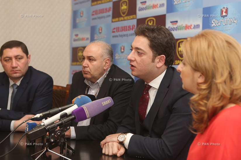 Press conference of Narek Galstyan, chairman of the Social Democrat Hunchakian Party (SDHP)
