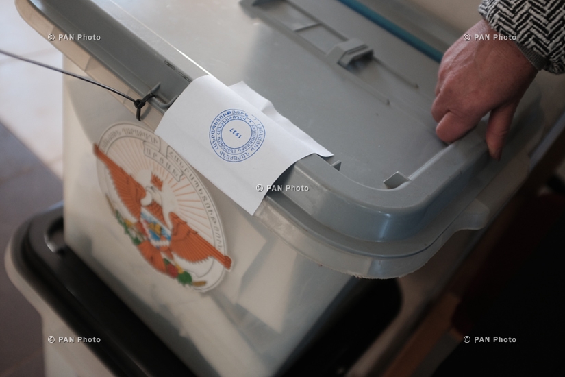 Artsakh (Nagorno Karabakh) constitutional referendum in Setpanakert
