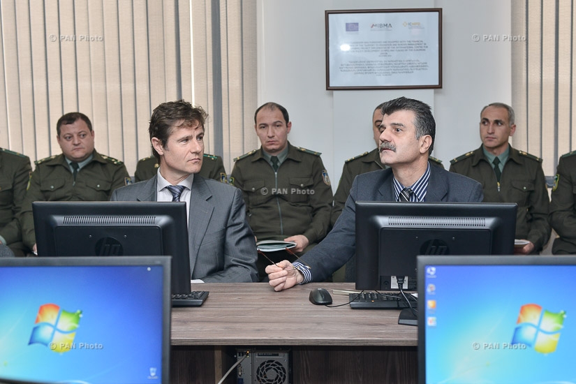 Открытие отроментированного и переоснащенного кабинета административного здания пограничных войск СНБ Армении