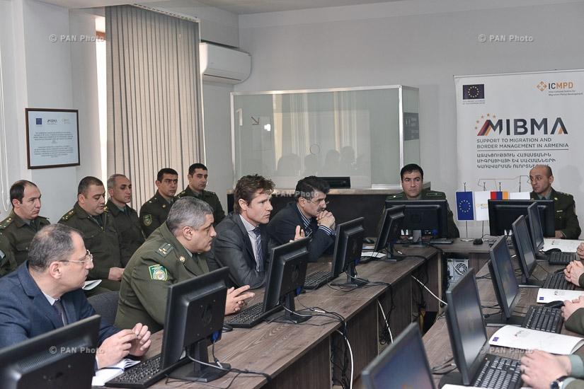 Открытие отроментированного и переоснащенного кабинета административного здания пограничных войск СНБ Армении