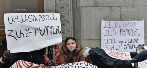 Sit-down strike in support of Artur Sargsyan who supplied food to the members of 'Sasna Tsrer' group