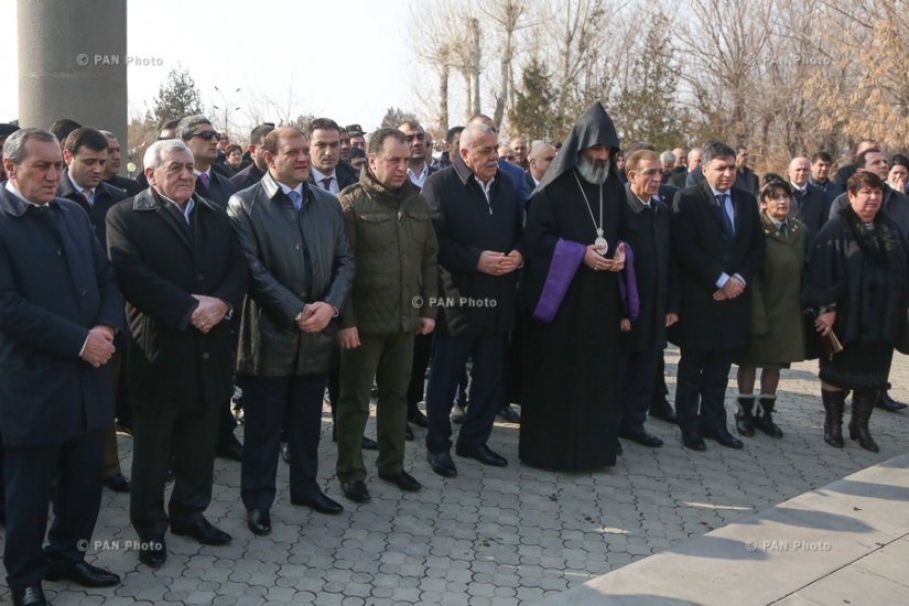 Commemoration of slain defense minister Vazgen Sargsyan at Yerablur Military Pantheon