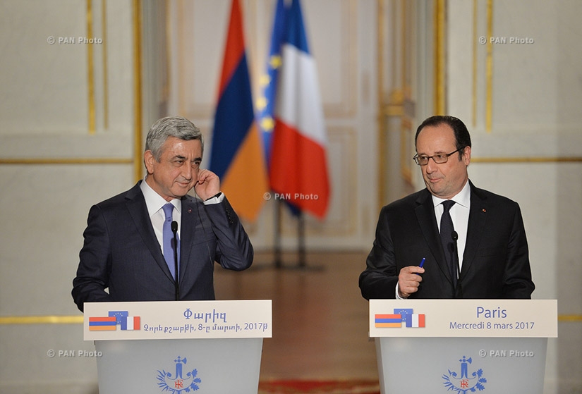  В Париже состоялись встреча президента Армении Сержа Саргсяна и президента Франции Франсуа Олланда и армяно-французские переговоры высокого уровня