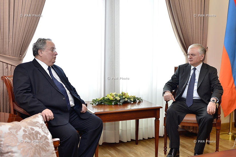 Armenian Foreign Minister Edward Nalbandian receives Greek Foreign Minister Nikos Kotzias