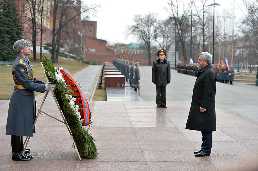 В Москве президент Армении Серж Саргсян посетил предстоятельскую резиденцию Московской и Ново-Нахичеванской епархии ААЦ и памятник Неизвестному солдату