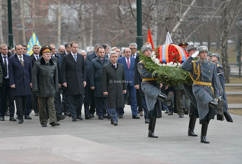 Մոսկվայում նախագահ Սերժ Սարգսյանը այցելել է Հայ առաքելական եկեղեցու Մոսկվայի և Նոր Նախիջևանի թեմի առաջնորդարան ու Անհայտ զինվորի հուշարձան