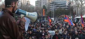 Акция протеста в память об Артуре Саркисяне, «доставщике еды» группе «Сасна црер» во время захвата здания ППС полиции. День 2