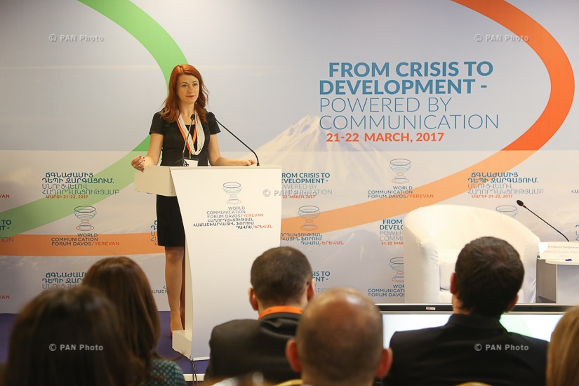 Стартовал двухдневный форум WCFDavos/Yerevan по теме From Crisis to Development - Powered by Communication («От кризиса к развитию–силой коммуникации»)