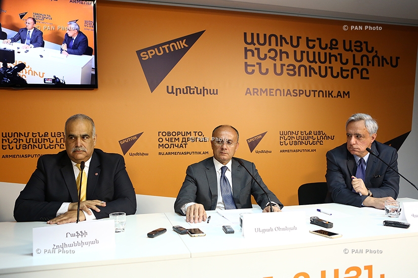Пресс-конференция представителей альянса ОРО Сейрана Оганяна, Раффи Ованнисяна и Вардана Осканяна