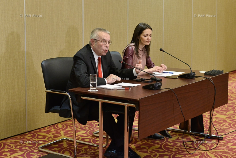 Пресс-конференция американского сопредседателя Минской группы ОБСЕ Ричарда Хогланда