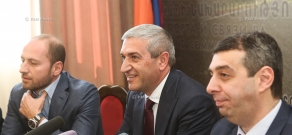 Пресс-конференция министра транспорта и связи Армении Ваана Мартиросяна и бизнесменов Эдуарда Марутяна, Ара Ягджяна