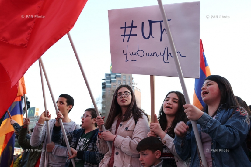 Митинг Армянской револяционной апртии Дашнакцутюн на площади Свободы в Ереване
