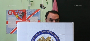 Парламентские выборы в Армении: Возглавляющий избирательный список партии «Армянское возрождение» Артур Багдасарян проголосовал