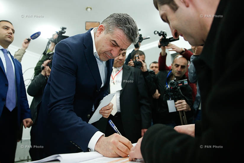 Armenia parliamentary elections: Armenian PM Karen Karapetyan cast a ballot