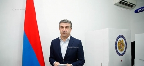 Парламентские выборы в Армении: Премьер-министр Армении Карен Карапетян проголосовал