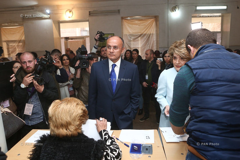 Armenia parliamentary elections: Head of ORO alliance list Seyran Ohanyan cast a ballot 