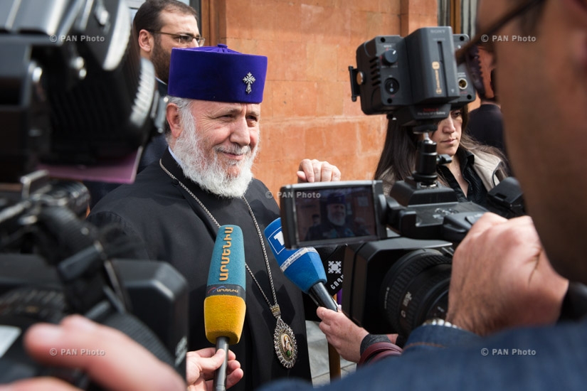 Armenia parliamentary elections: Catholicos of All Armenians Karekin II cast a ballot