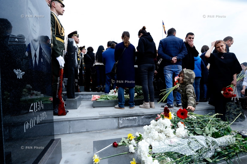 Requiem service at Yerevan military Pantheon for Armenian soldiers fallen during Karabakh-Azerbaijan 4-day war