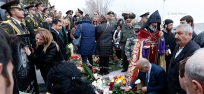 В пантеоне «Ераблур» в Ереване отслужена литургия в память о погибших во время четырехдневной войны Карабаха с Азербайджаном