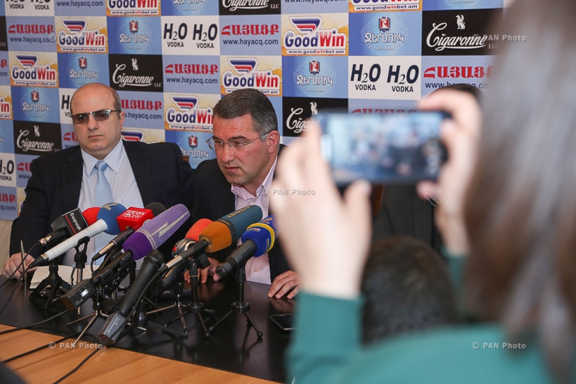 Пресс-конференция членов альянса ОРО Армена Мартиросяна и Овсепа Хуршудяна