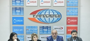 Пресс-конференция председателя ОО «По развитию и сохранению традиций армянской кулинарии» Седрака Мамуляна, директора фонда « Арени Фест» Нуне Манукян и  председателя международного молодежного фестиваля «Арт Фест» Эрика Барсегян