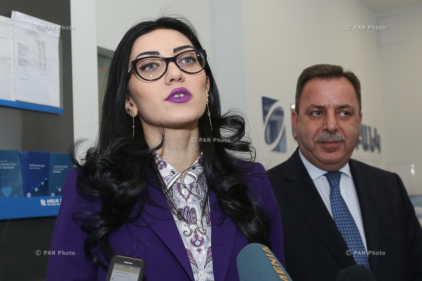 Банк «Анелик» запустил общую программу по предоставлению государственных услуг