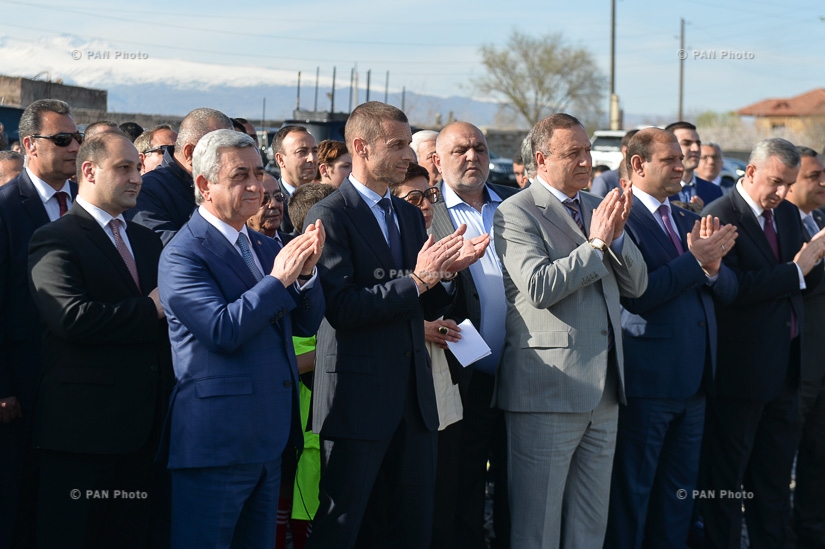 Церемония закладки фундамента академии футбола в Вагаршапате