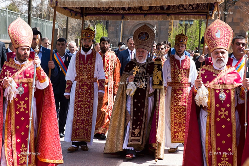 Easter mass at Mother See of Holy Etchmiadzin