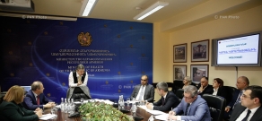 Премьер-министр Карен Карапетян посетил Министерство здравоохранения Армении