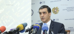 Пресс-конференция защитника прав человека Армении Армана Татояна